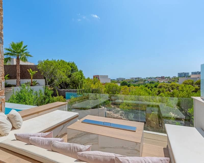 4 bedroom Villa for sale in Las Colinas Golf with pool garage - € 2,888,000 (Ref: 10014296)
