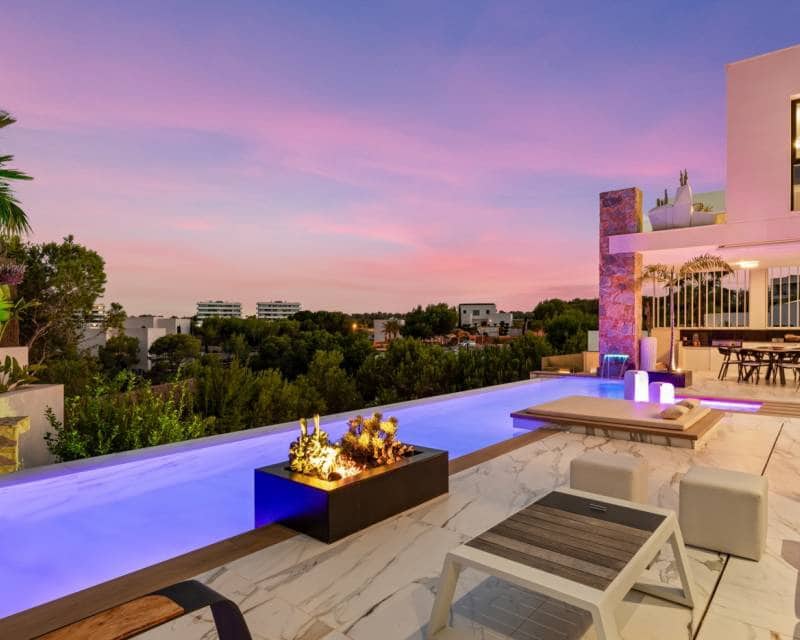 4 bedroom Villa for sale in Las Colinas Golf with pool garage - € 2,888,000 (Ref: 10014296)