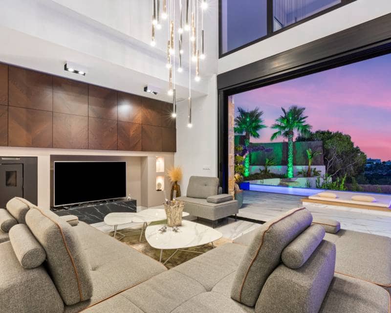 4 bedroom Villa for sale in Las Colinas Golf with pool garage - € 2,888,000 (Ref: 10014296)