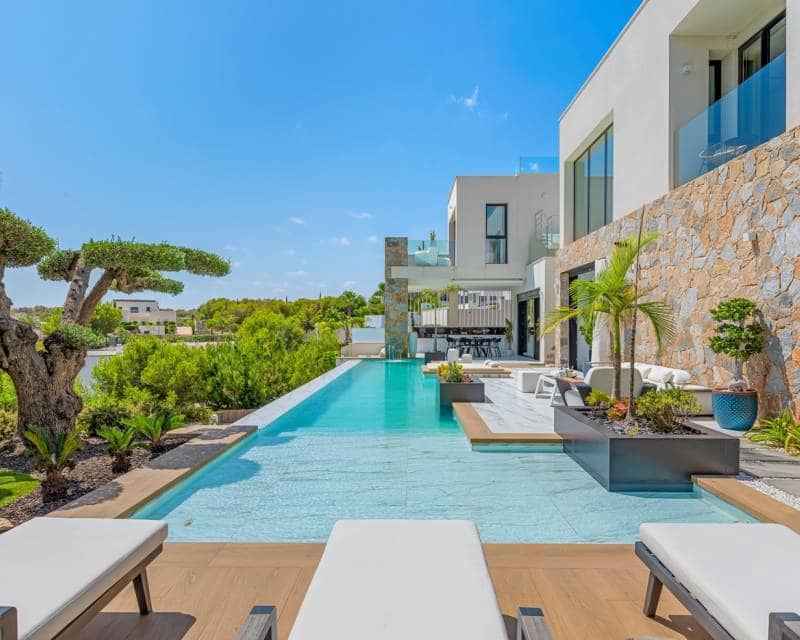 4 bedroom Villa for sale in Las Colinas Golf with pool garage - € 2,888,000 (Ref: 10014296)