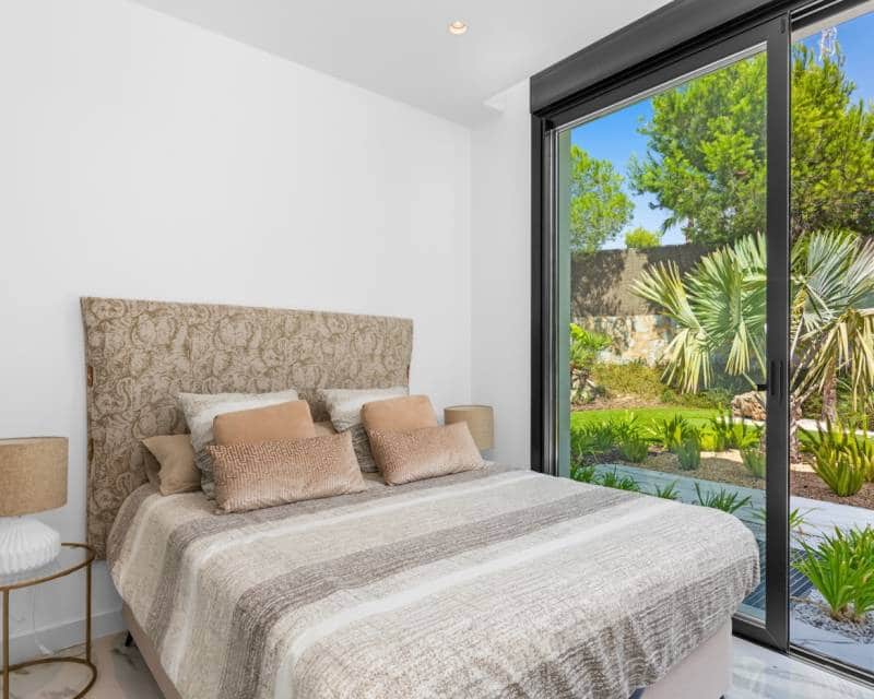 4 bedroom Villa for sale in Las Colinas Golf with pool garage - € 2,888,000 (Ref: 10014296)