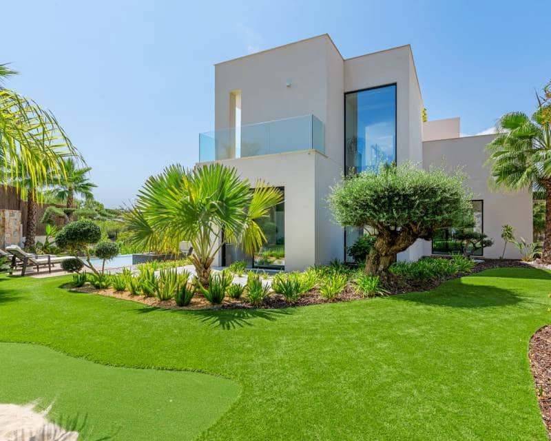 4 bedroom Villa for sale in Las Colinas Golf with pool garage - € 2,888,000 (Ref: 10014296)