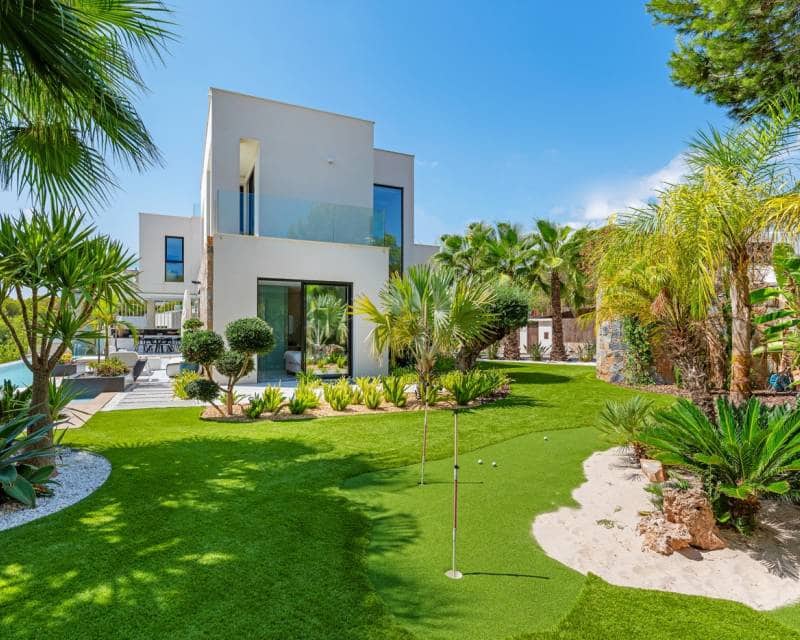 4 bedroom Villa for sale in Las Colinas Golf with pool garage - € 2,888,000 (Ref: 10014296)
