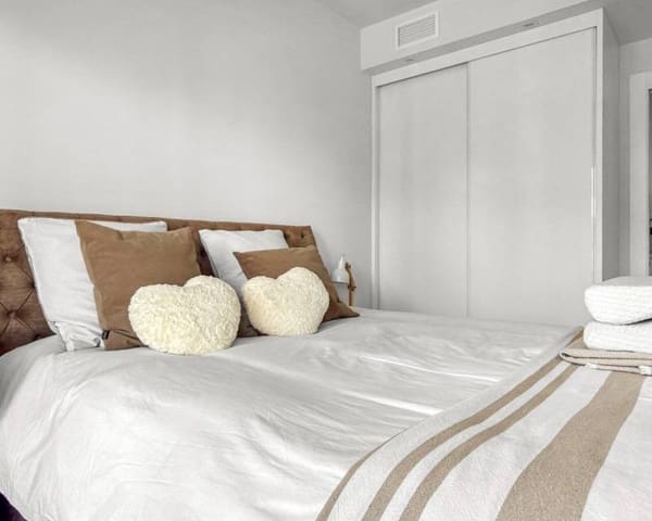 3 bedroom Apartment for sale in Playa Flamenca, Orihuela with pool - € 450,000 (Ref: 10014298)