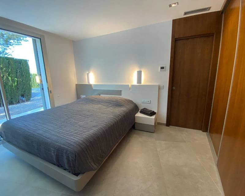 4 sypialnia Willa na sprzedaż w Calpe / Calp z basenem - 1 250 000 € (Ref: 10014702)