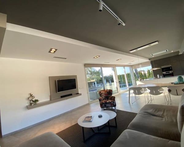 4 sypialnia Willa na sprzedaż w Calpe / Calp z basenem - 1 250 000 € (Ref: 10014702)
