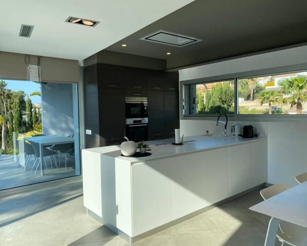 4 sypialnia Willa na sprzedaż w Calpe / Calp z basenem - 1 250 000 € (Ref: 10014702)