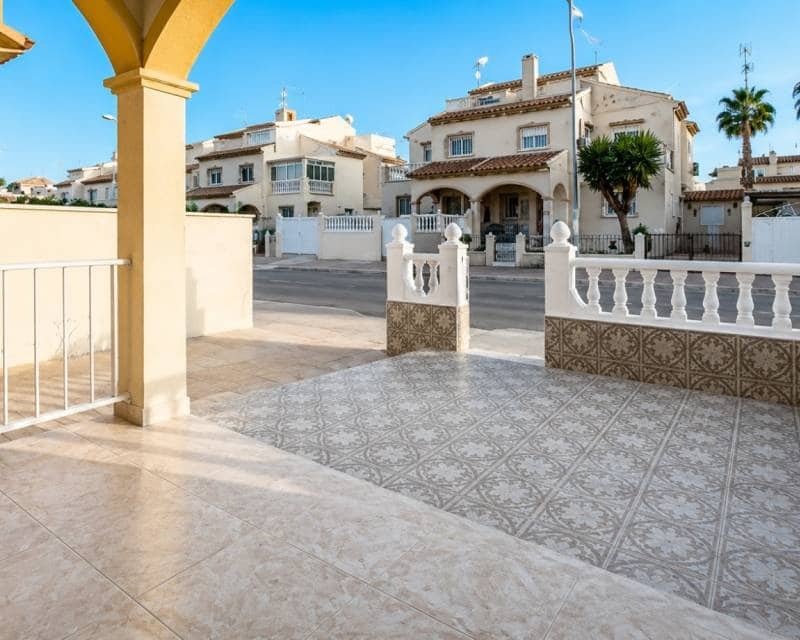2 bedroom Terraced Villa for sale in Orihuela Costa with pool - € 215,000 (Ref: 10014703)