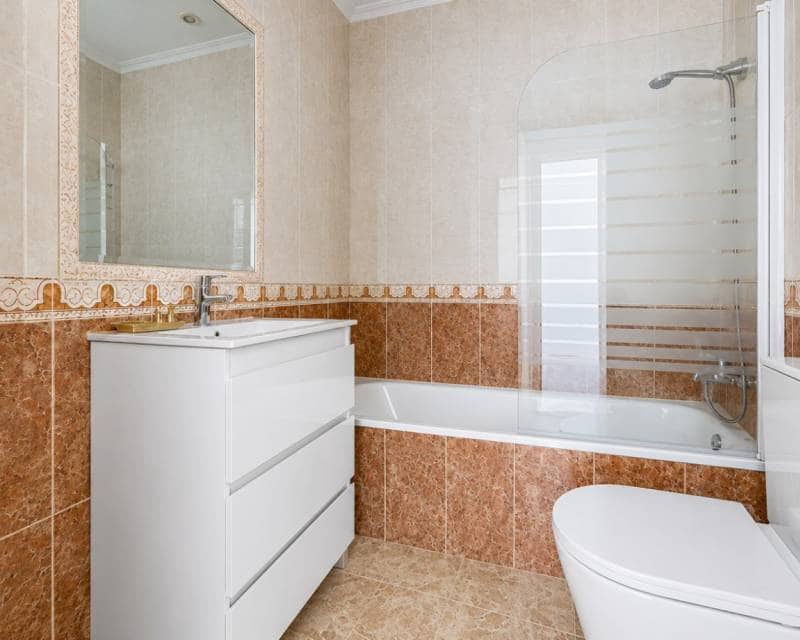 2 bedroom Terraced Villa for sale in Orihuela Costa with pool - € 215,000 (Ref: 10014703)