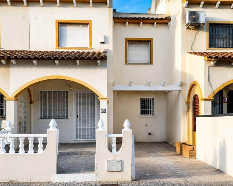 2 bedroom Terraced Villa for sale in Orihuela Costa with pool - € 215,000 (Ref: 10014703)