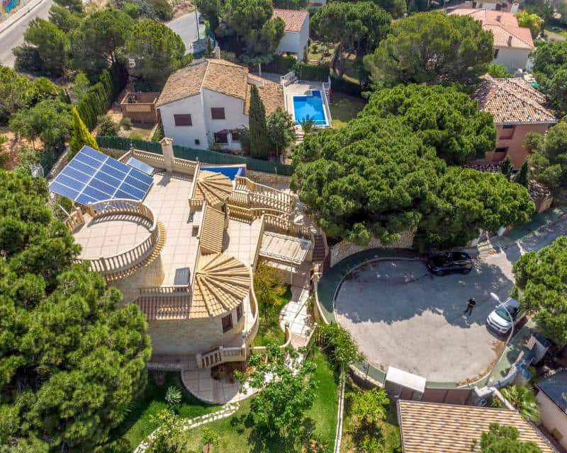 4 bedroom Villa for sale in Campoamor with pool - € 1,600,000 (Ref: 10014706)