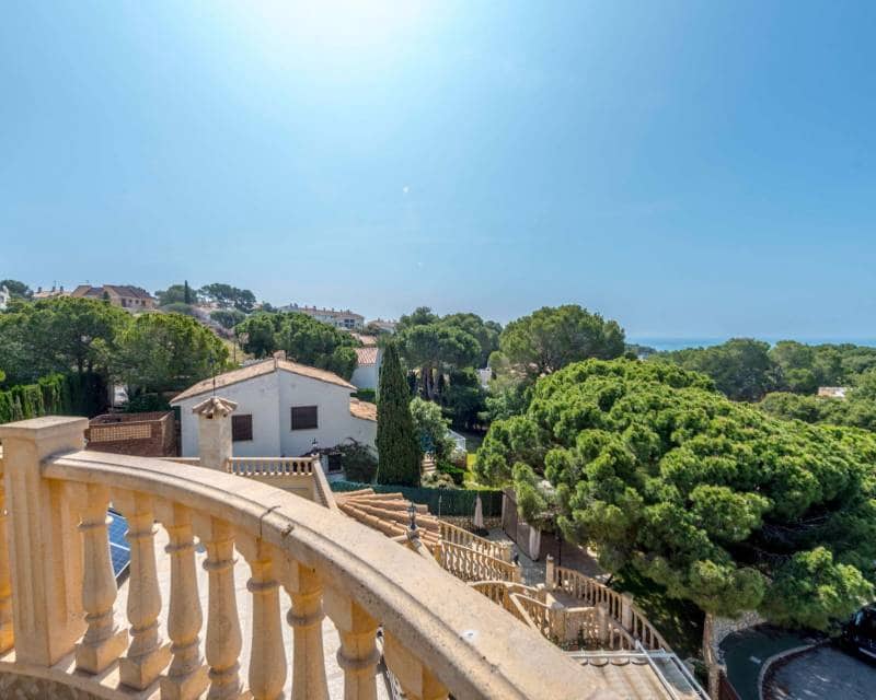 4 bedroom Villa for sale in Campoamor with pool - € 1,600,000 (Ref: 10014706)