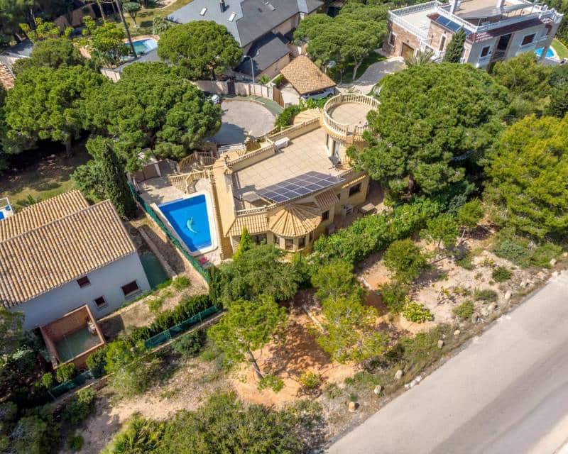 4 bedroom Villa for sale in Campoamor with pool - € 1,600,000 (Ref: 10014706)