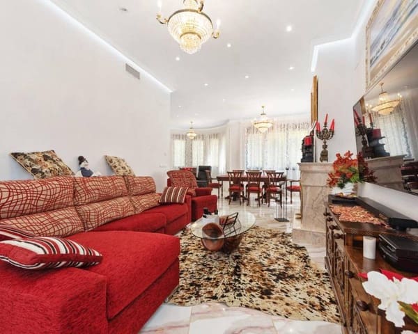 4 bedroom Villa for sale in Campoamor, Orihuela with pool - € 1,600,000 (Ref: 10014706)