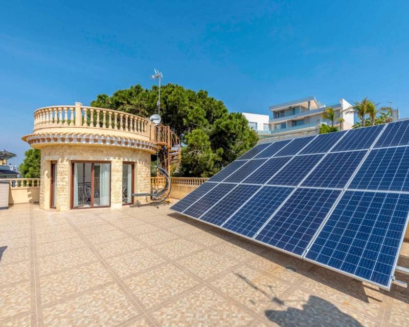 4 bedroom Villa for sale in Campoamor with pool - € 1,600,000 (Ref: 10014706)