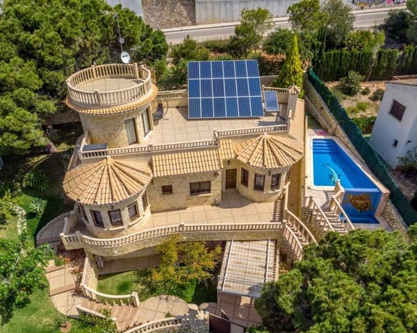 4 bedroom Villa for sale in Campoamor, Orihuela with pool - € 1,600,000 (Ref: 10014706)