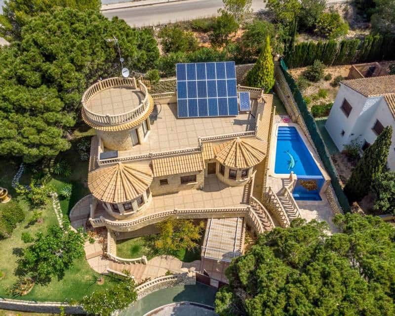 4 bedroom Villa for sale in Campoamor with pool - € 1,600,000 (Ref: 10014706)