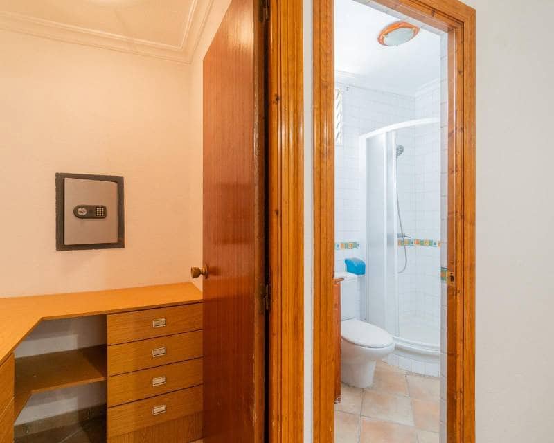 4 slaapkamer Villa te koop in Los Altos met zwembad - € 449.000 (Ref: 10014707)