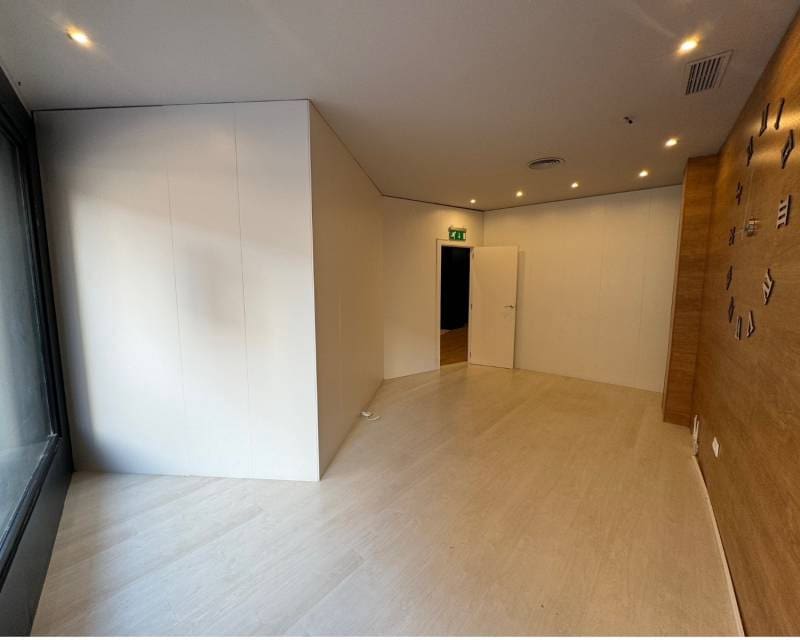 Commercial for sale in Guardamar del Segura with pool - € 222,200 (Ref: 10014708)
