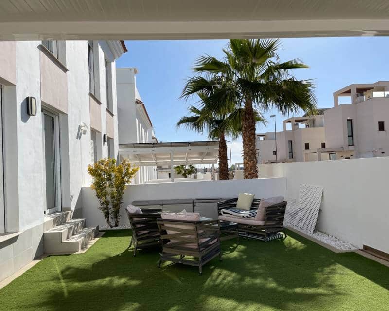 2 sypialnia Apartament na sprzedaż w Ciudad Quesada z basenem - 334 000 € (Ref: 10014710)