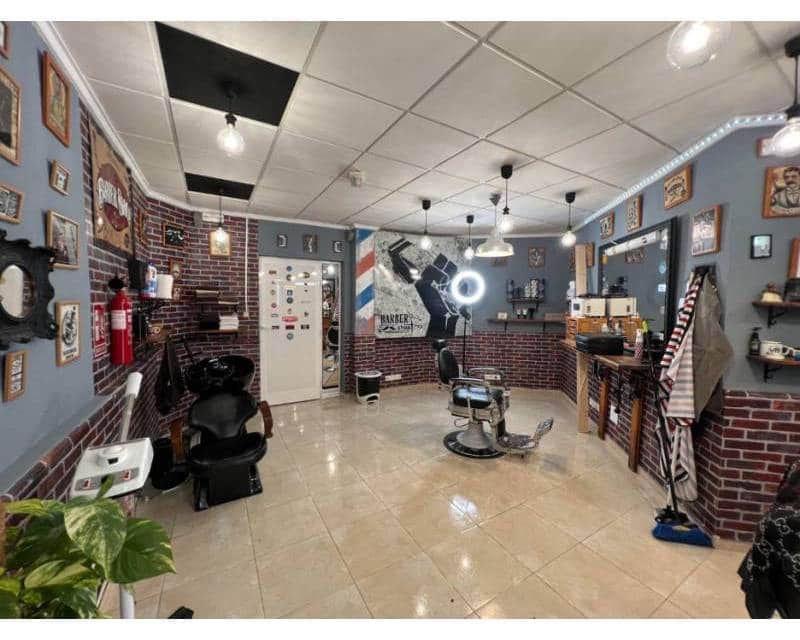 Local Commercial à vendre à Guardamar del Segura - 99 900 € (Ref: 10014711)