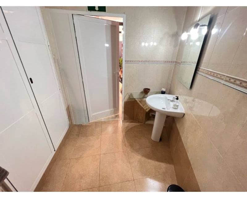 Local Commercial à vendre à Guardamar del Segura - 99 900 € (Ref: 10014711)