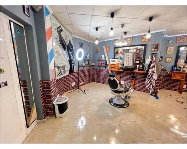 Local Commercial à vendre à Zona Pueblo, Guardamar del Segura - 99 900 € (Ref: 10014711)
