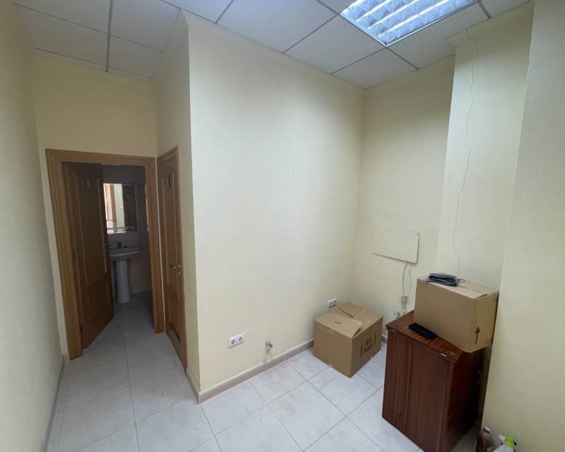 3 sovrum Kommersiell till salu i Guardamar del Segura - 150 000 € (Ref: 10014713)