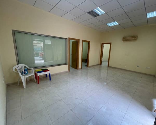 Comercial para venda em Zona Pueblo, Guardamar del Segura - 150 000 € (Ref: 10014713)