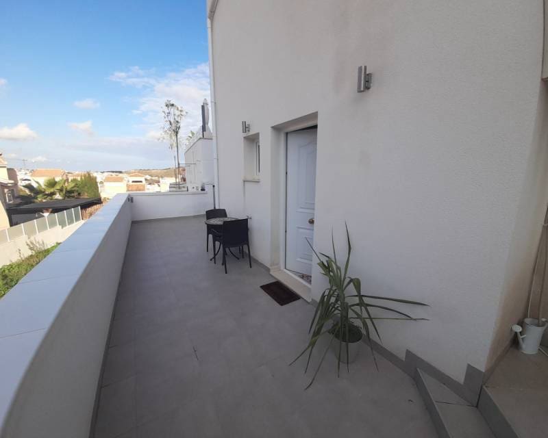 4 bedroom Villa for sale in Ciudad Quesada with pool - € 635,000 (Ref: 10014717)