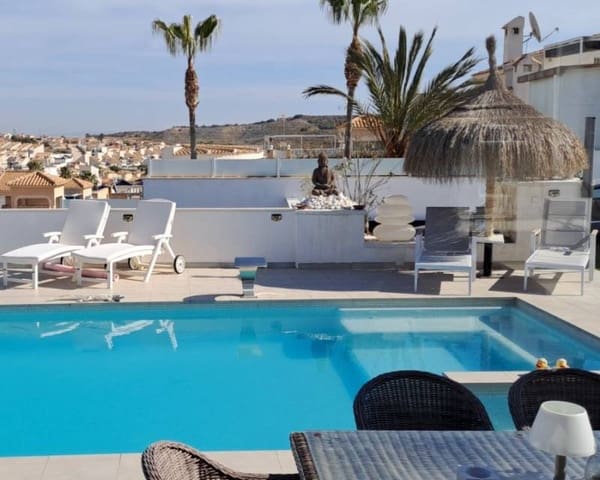 4 Zimmer Villa zu verkaufen in Ciudad Quesada, Rojales mit Pool - 635.000 € (Ref: 10014717)