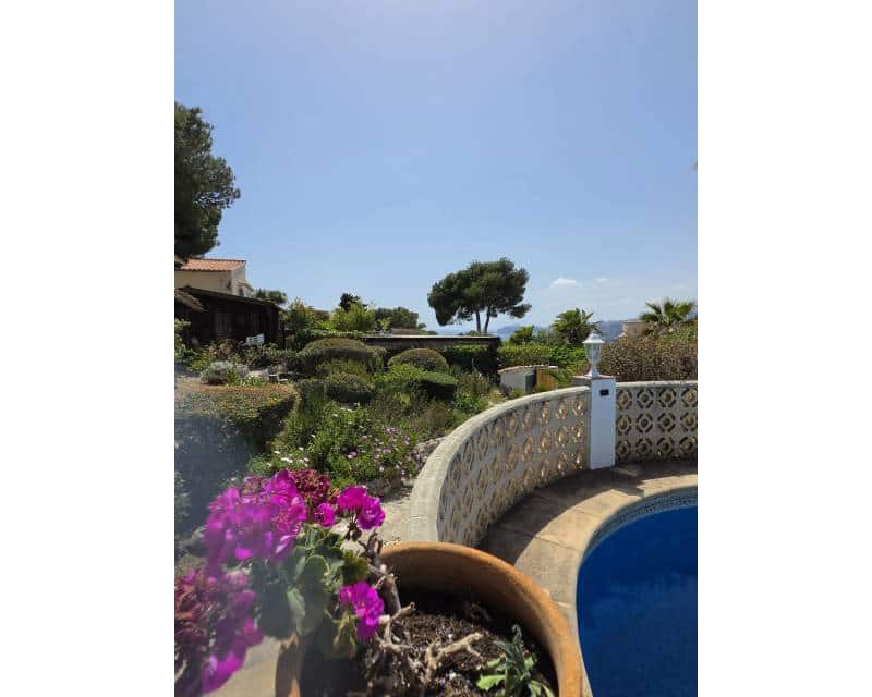 2 slaapkamer Villa te koop in Javea / Xabia met zwembad - € 900.000 (Ref: 10014804)