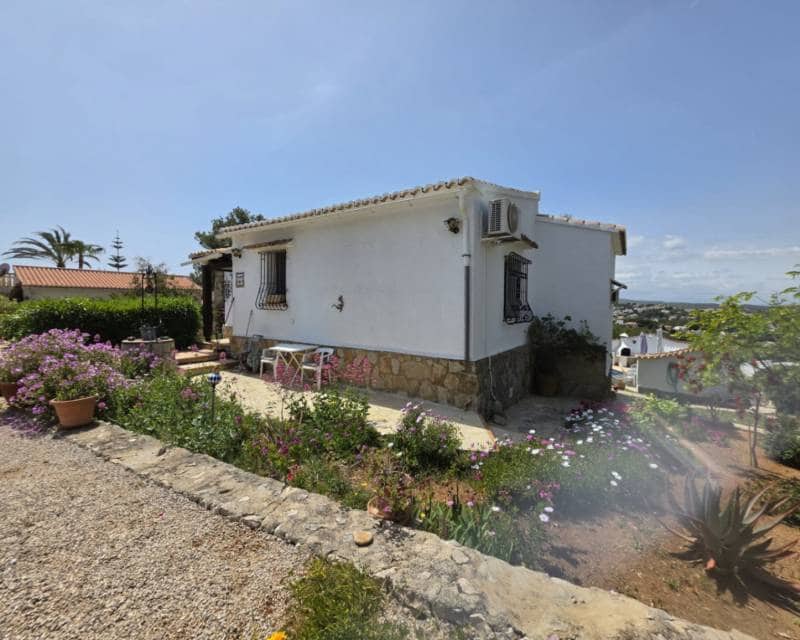 2 slaapkamer Villa te koop in Javea / Xabia met zwembad - € 900.000 (Ref: 10014804)