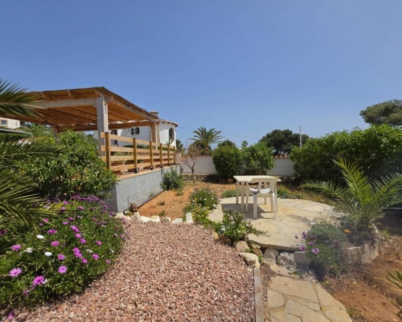 2 slaapkamer Villa te koop in Javea / Xabia met zwembad - € 900.000 (Ref: 10014804)