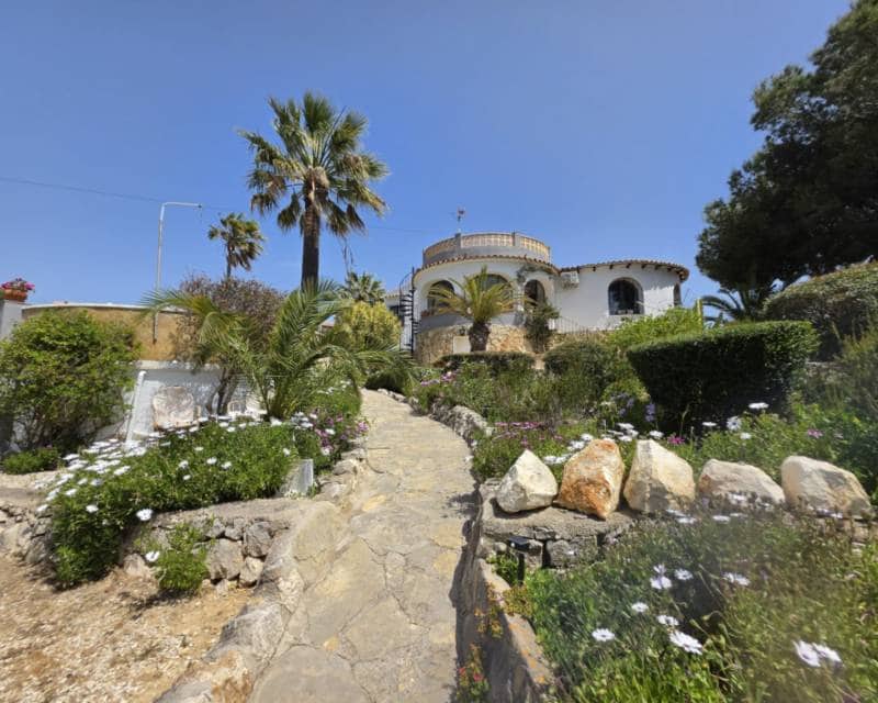 2 slaapkamer Villa te koop in Javea / Xabia met zwembad - € 900.000 (Ref: 10014804)