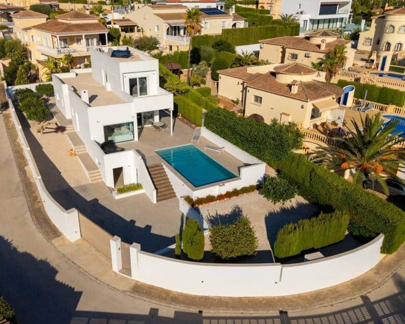 4 Zimmer Villa zu verkaufen in Calpe / Calp mit Pool - 1.380.000 € (Ref: 10014805)