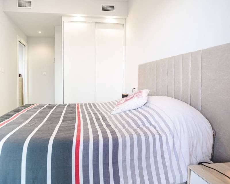 2 sovrum Takvåning till salu i Orihuela Costa med pool - 329 500 € (Ref: 10015929)