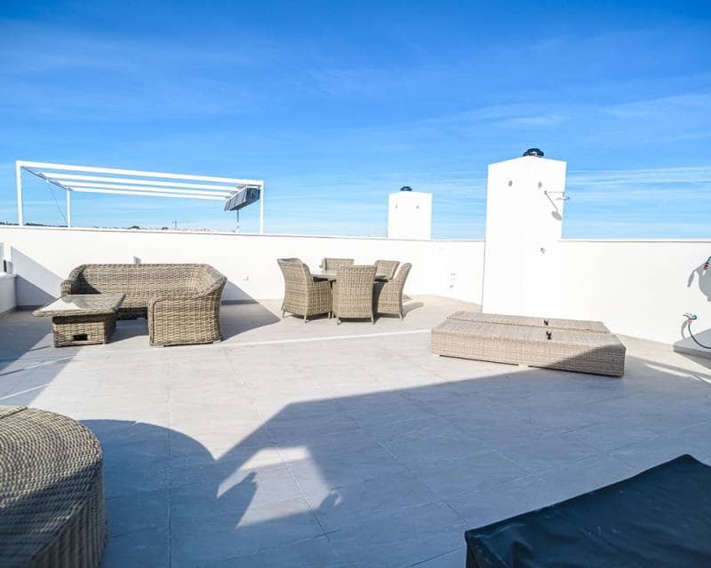 2 sovrum Takvåning till salu i Orihuela Costa med pool - 329 500 € (Ref: 10015929)