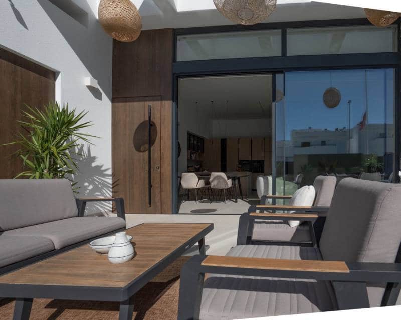 4 Zimmer Villa zu verkaufen in Ciudad Quesada mit Pool - 895.000 € (Ref: 10016577)