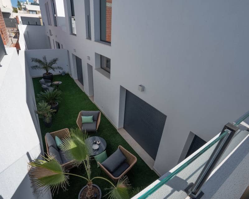 4 Zimmer Villa zu verkaufen in Ciudad Quesada mit Pool - 895.000 € (Ref: 10016577)