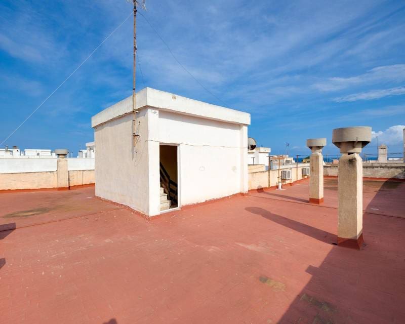 4 chambre Appartement à vendre à Torrevieja - 195 000 € (Ref: 10016580)
