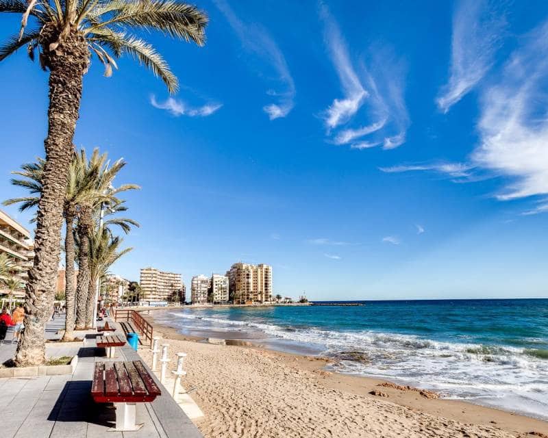 4 chambre Appartement à vendre à Torrevieja - 195 000 € (Ref: 10016580)
