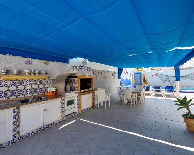 5 sypialnia Willa na sprzedaż w La Regia z basenem - 590 000 € (Ref: 10016582)