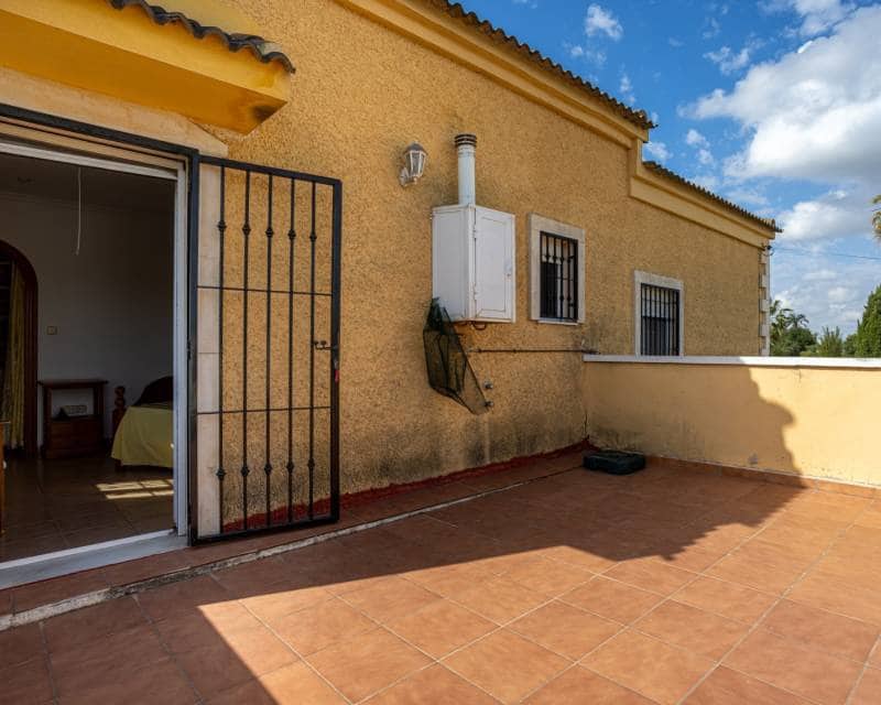 5 Zimmer Villa zu verkaufen in La Hoya mit Pool - 510.000 € (Ref: 10016701)