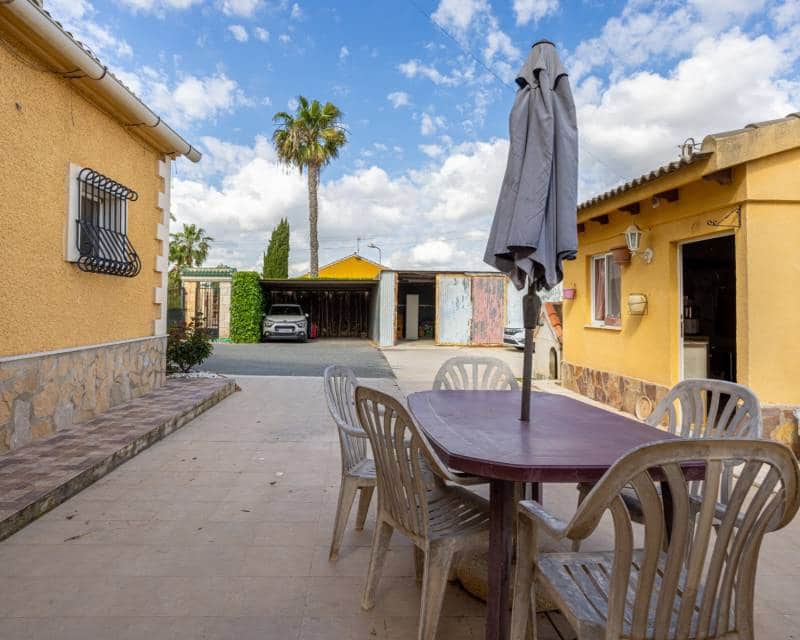 5 Zimmer Villa zu verkaufen in La Hoya mit Pool - 510.000 € (Ref: 10016701)