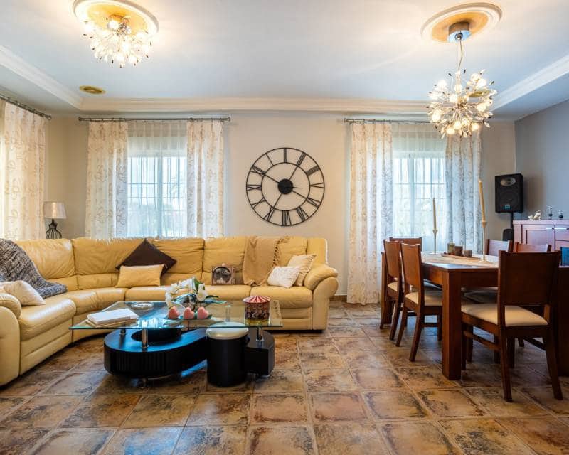 5 Zimmer Villa zu verkaufen in La Hoya mit Pool - 510.000 € (Ref: 10016701)