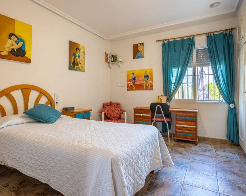 5 Zimmer Villa zu verkaufen in La Hoya mit Pool - 510.000 € (Ref: 10016701)