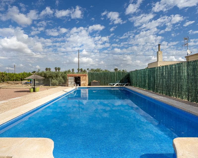 5 Zimmer Villa zu verkaufen in La Hoya mit Pool - 510.000 € (Ref: 10016701)