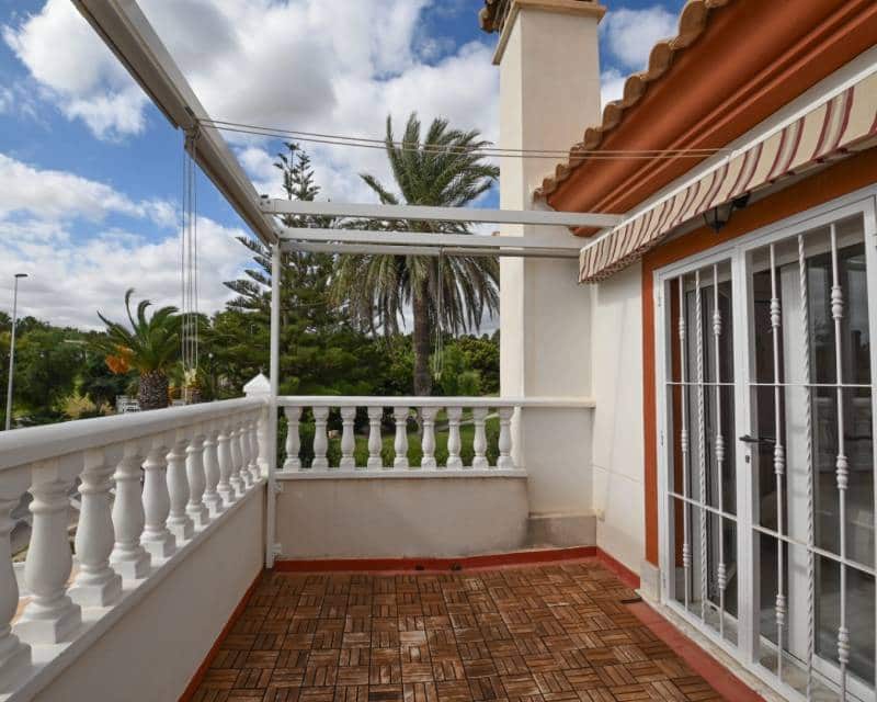 4 Zimmer Villa zu verkaufen in Campoamor mit Pool - 799.900 € (Ref: 10019743)