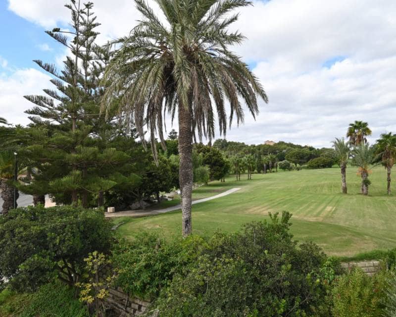 4 Zimmer Villa zu verkaufen in Campoamor mit Pool - 799.900 € (Ref: 10019743)
